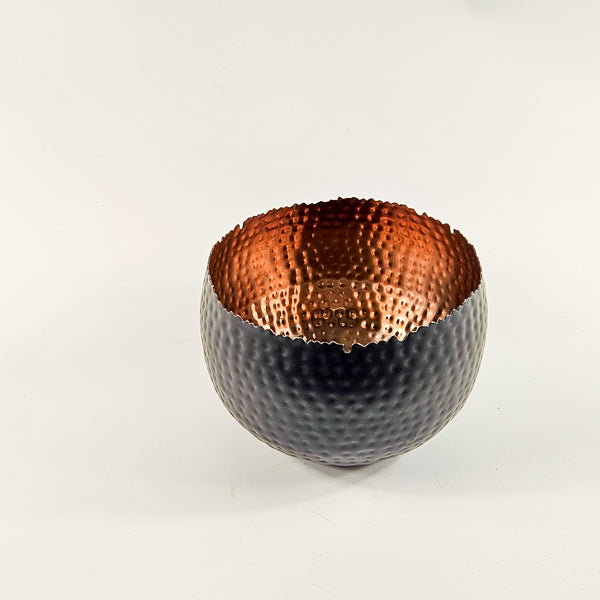 HAMMERED BOWL Planter