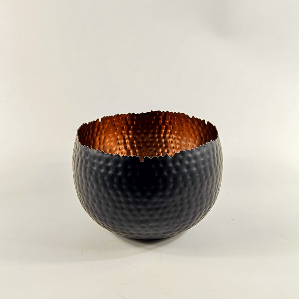 HAMMERED BOWL Planter