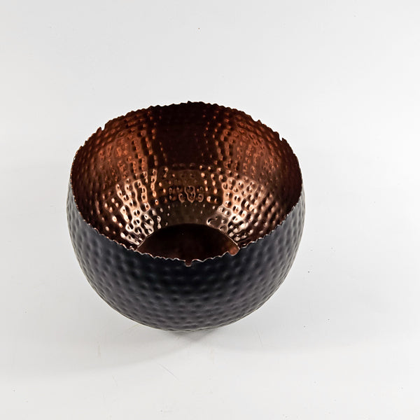 HAMMERED BOWL Planter