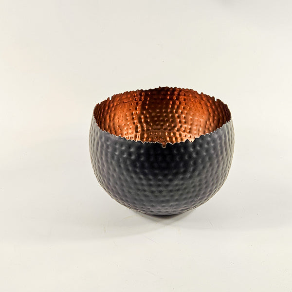 HAMMERED BOWL Planter